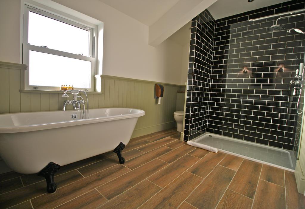 Aughton Birches Brow Boutique Guestrooms المظهر الخارجي الصورة