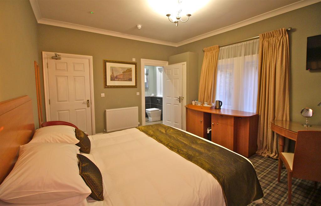 Aughton Birches Brow Boutique Guestrooms المظهر الخارجي الصورة