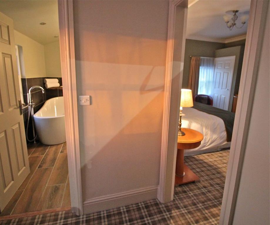 Aughton Birches Brow Boutique Guestrooms المظهر الخارجي الصورة